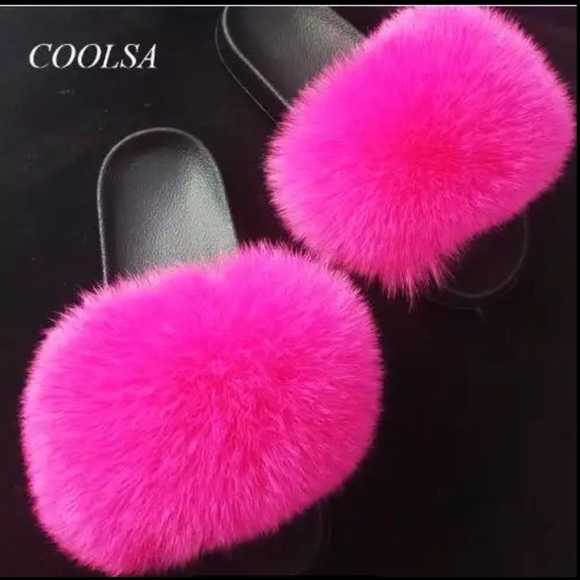 🎄🎁🎄WOMANS FOX FUR SLIPPERS.🔥🔥 - Picture 2 of 2
